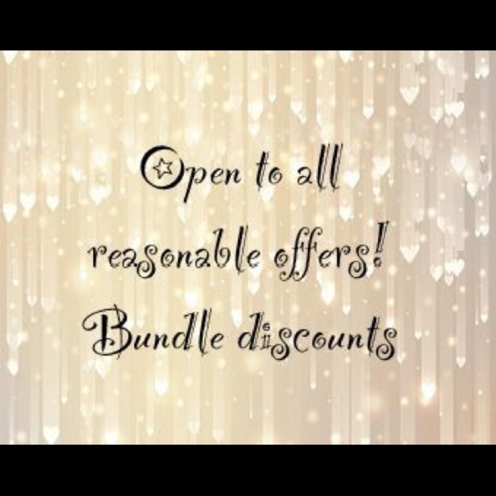 Closet clear out! 20% discount bundle, free stuff